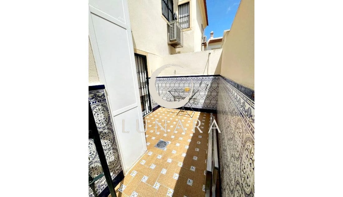 3 soveværelse Rækkehus til salg i La Antilla - € 350.000 (Ref: 9191336)