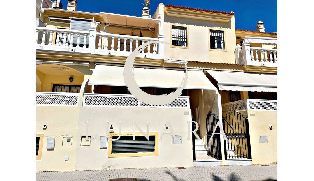 3 soveværelse Rækkehus til salg i La Antilla - € 350.000 (Ref: 9191336)