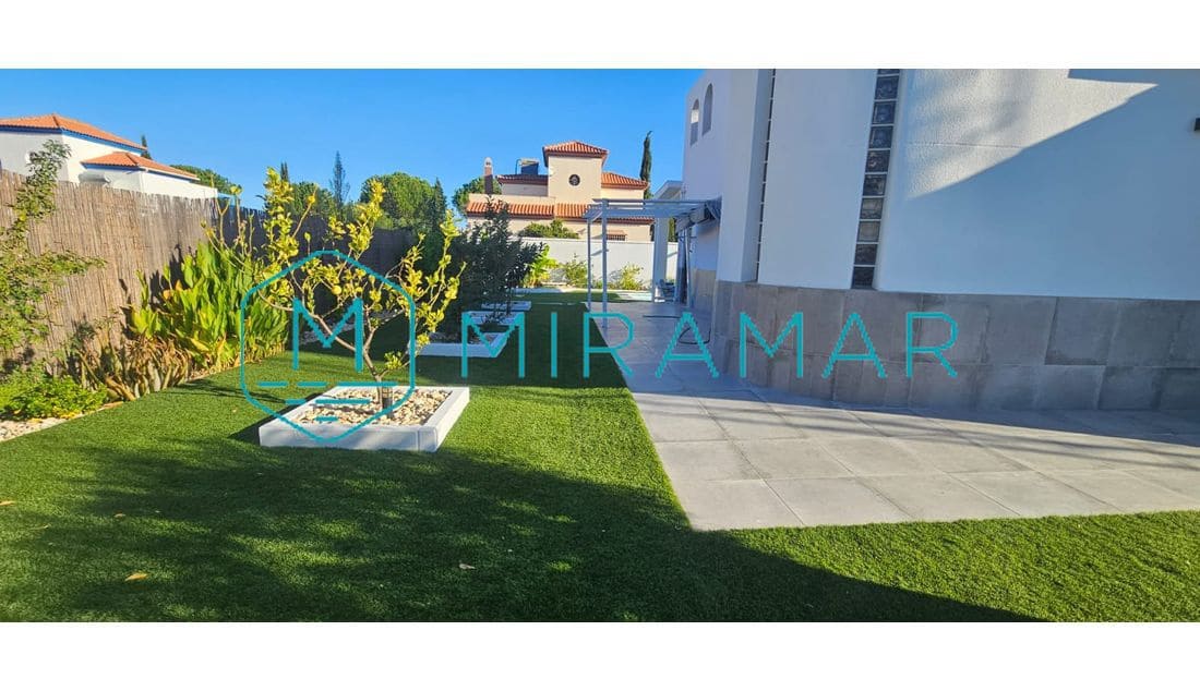 3 soveværelse Villa til salg i Ayamonte - € 469.000 (Ref: 9247501)