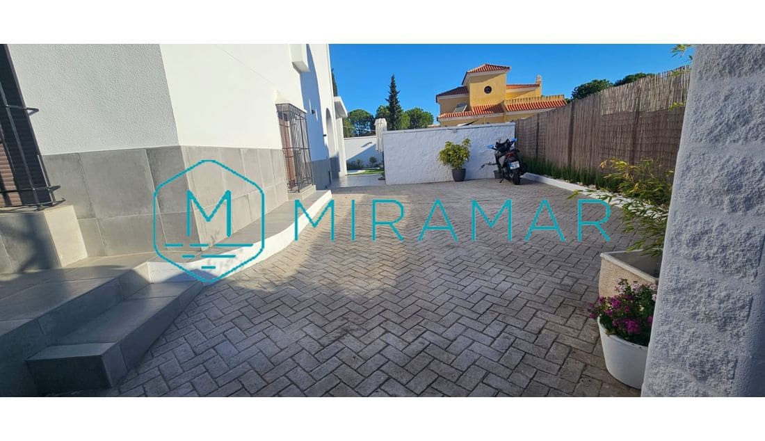 3 soveværelse Villa til salg i Ayamonte - € 469.000 (Ref: 9247501)