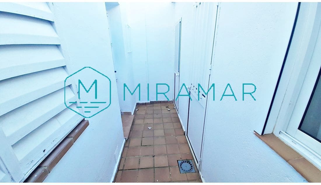 4 slaapkamer Rijtjeshuis te koop in Isla Cristina met garage - € 220.000 (Ref: 9251927)