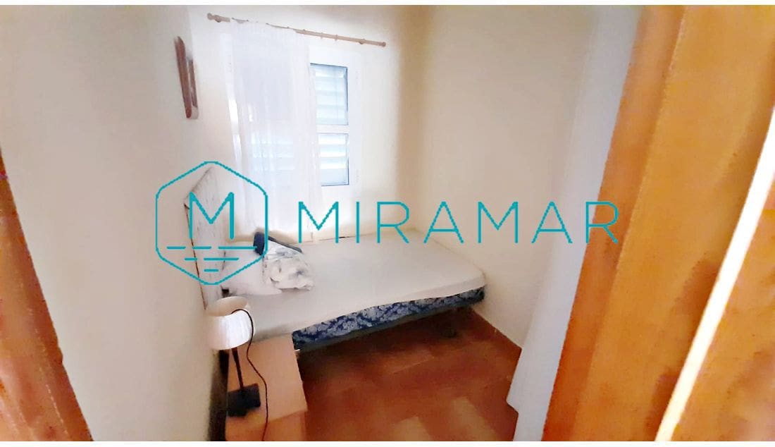 4 slaapkamer Rijtjeshuis te koop in Isla Cristina met garage - € 220.000 (Ref: 9251927)