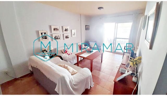 4 slaapkamer Rijtjeshuis te koop in Isla Cristina met garage - € 220.000 (Ref: 9251927)