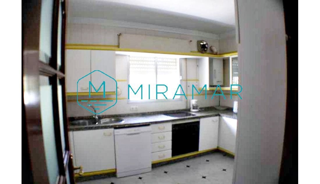 7 bedroom Villa for sale in La Antilla - € 525,000 (Ref: 9255497)