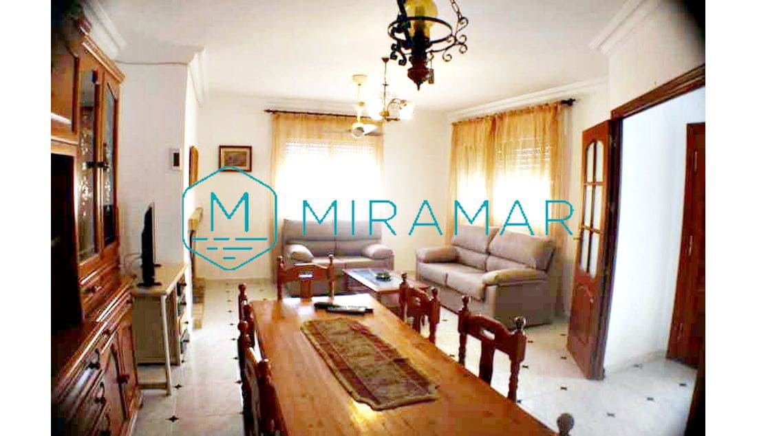 7 bedroom Villa for sale in La Antilla - € 525,000 (Ref: 9255497)