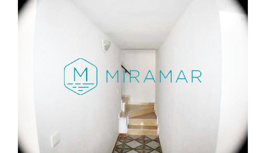 7 bedroom Villa for sale in La Antilla - € 525,000 (Ref: 9255497)