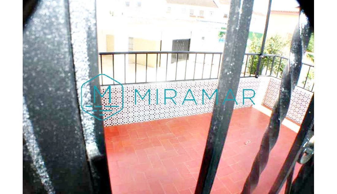 7 bedroom Villa for sale in La Antilla - € 525,000 (Ref: 9255497)
