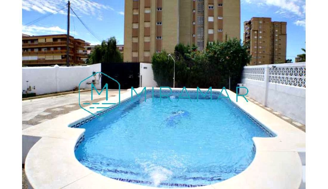 7 bedroom Villa for sale in La Antilla - € 525,000 (Ref: 9255497)