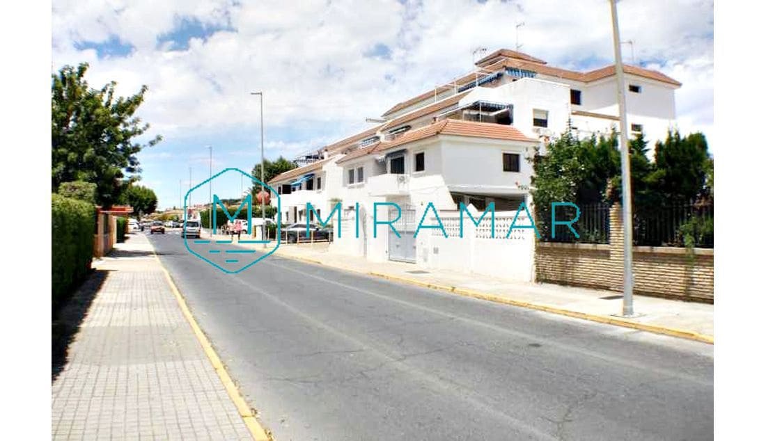 7 bedroom Villa for sale in La Antilla - € 525,000 (Ref: 9255497)