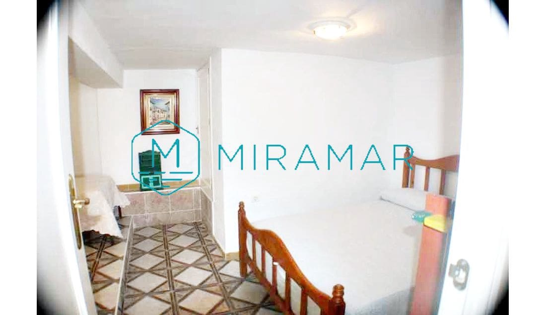 7 bedroom Villa for sale in La Antilla - € 525,000 (Ref: 9255497)