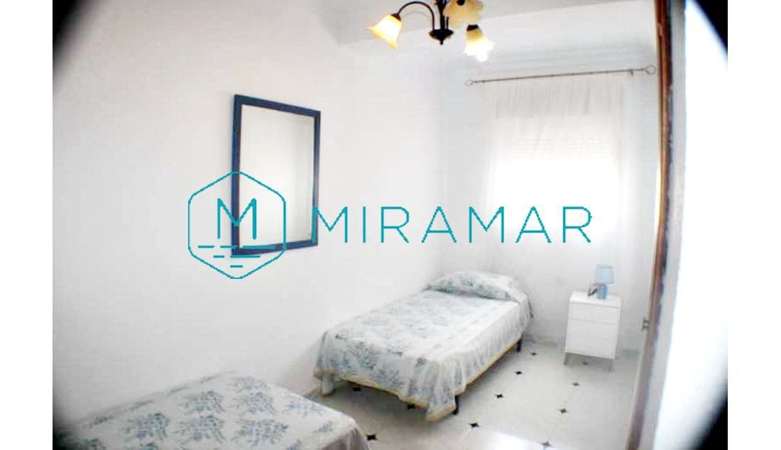 7 bedroom Villa for sale in La Antilla - € 525,000 (Ref: 9255497)