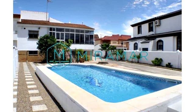 7 slaapkamer Villa te koop in La Antilla, Lepe - € 525.000 (Ref: 9255497)