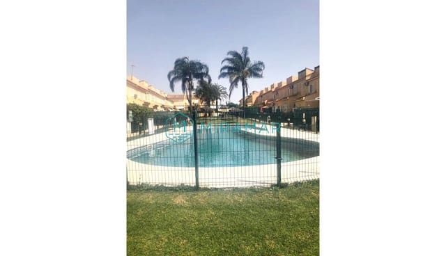 2 slaapkamer Rijtjeshuis te koop in La Redondela, Isla Cristina - € 162.000 (Ref: 9362828)