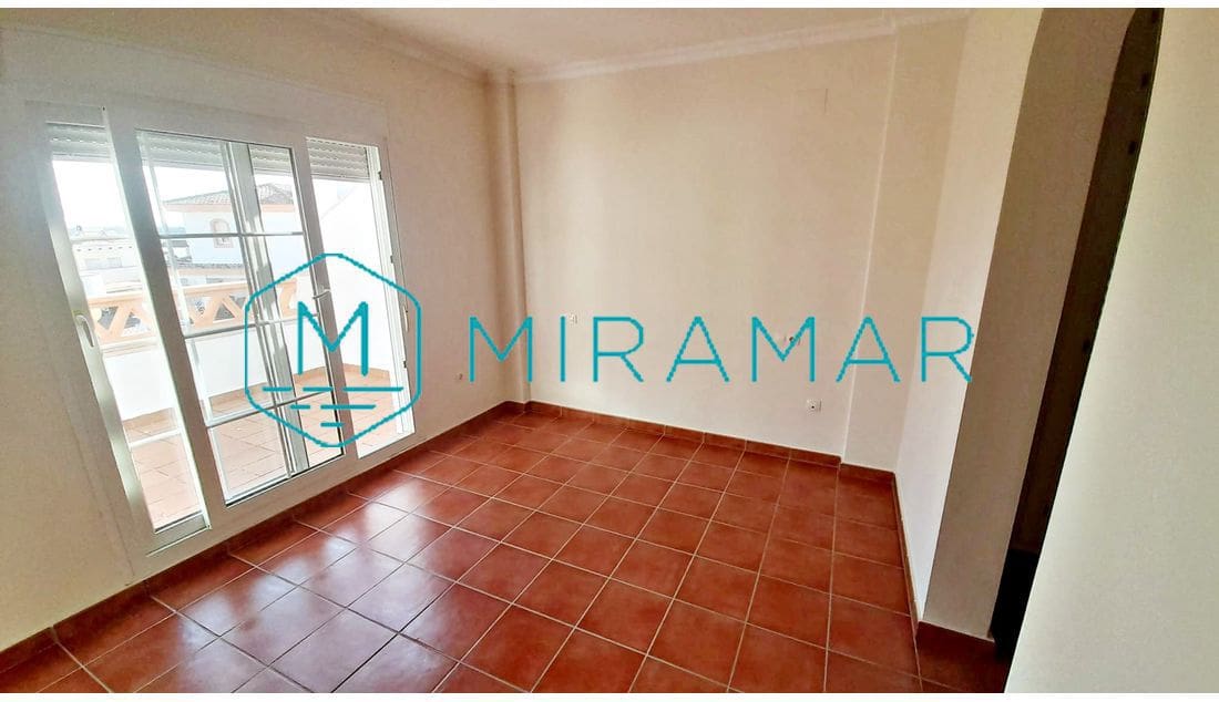 4 slaapkamer Halfvrijstaande villa te koop in Ayamonte met garage - € 265.000 (Ref: 9362829)