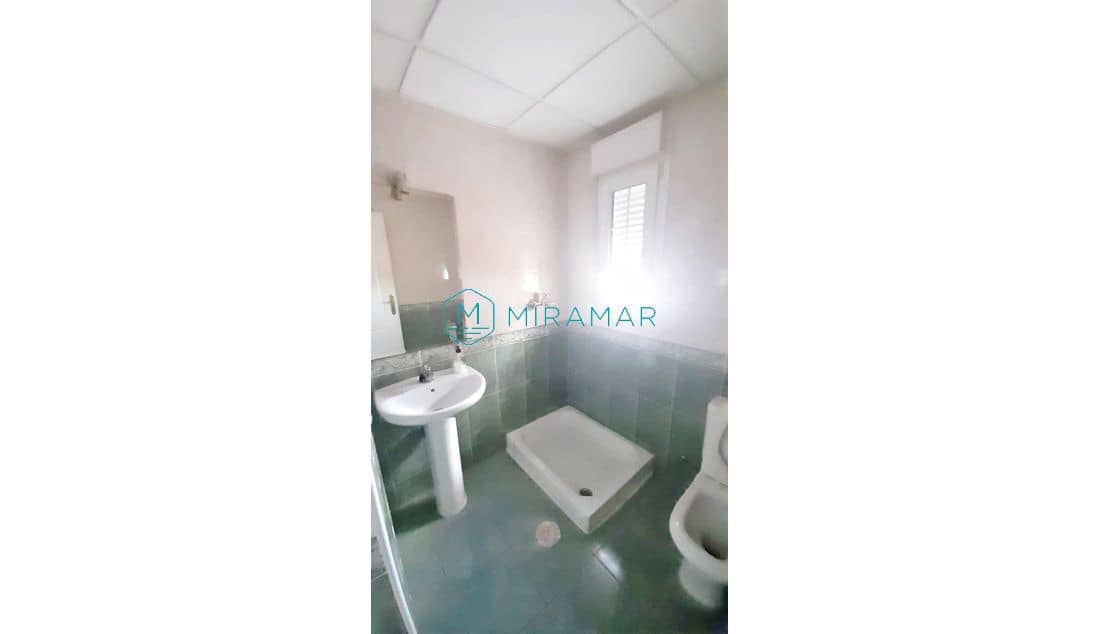 4 slaapkamer Halfvrijstaande villa te koop in Ayamonte met garage - € 265.000 (Ref: 9362829)