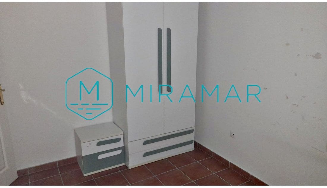 4 slaapkamer Halfvrijstaande villa te koop in Ayamonte met garage - € 265.000 (Ref: 9362829)