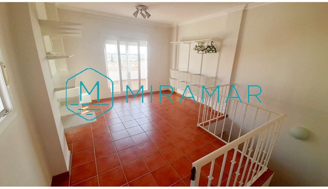 4 slaapkamer Halfvrijstaande villa te koop in Ayamonte met garage - € 265.000 (Ref: 9362829)