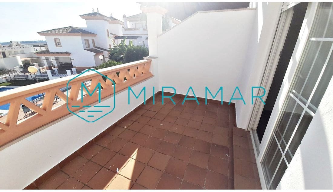 4 slaapkamer Halfvrijstaande villa te koop in Ayamonte met garage - € 265.000 (Ref: 9362829)