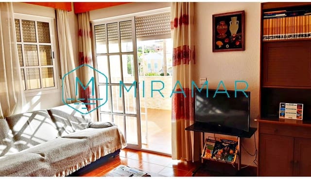 3 Zimmer Apartment zu verkaufen in Lepe mit Garage - 360.600 € (Ref: 9368937)