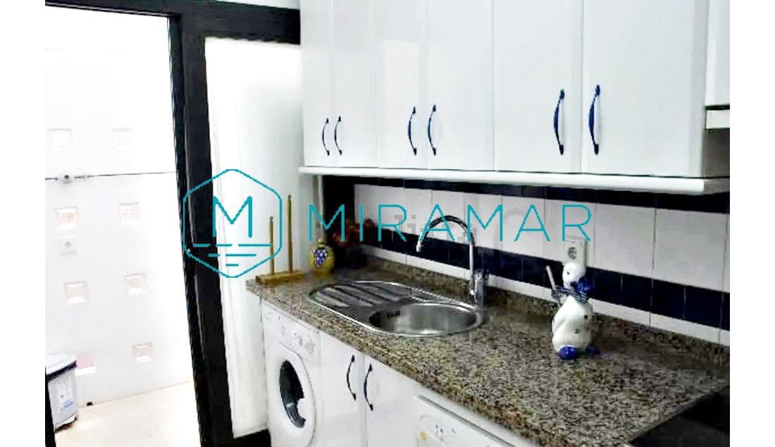 3 chambre Appartement à vendre à Lepe avec garage - 387 600 € (Ref: 9368938)