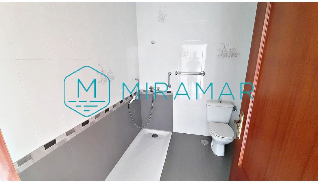 4 sypialnia Dom na sprzedaż w Ayamonte z garażem - 228 500 € (Ref: 9376857)