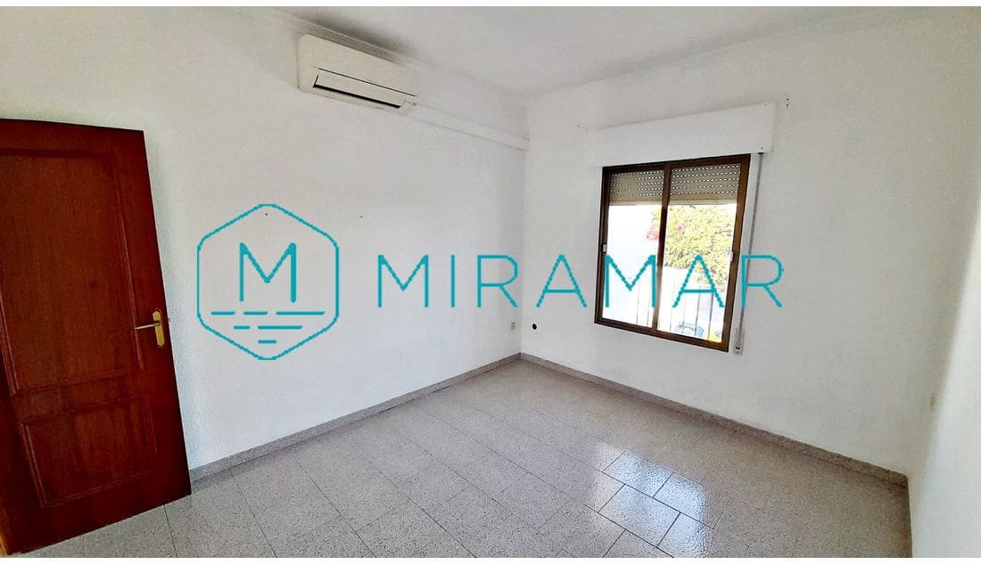 4 sypialnia Dom na sprzedaż w Ayamonte z garażem - 228 500 € (Ref: 9376857)