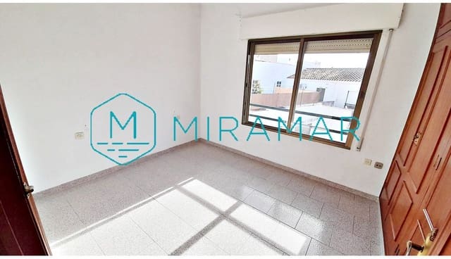 4 makuuhuone Omakotitalo myytävänä paikassa Ayamonte mukana 
autotalli - 228 500 € (Ref: 9376857)