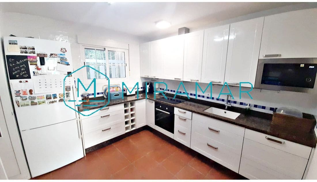 6 soverom Villa til salgs i Ayamonte - € 365 000 (Ref: 9385970)