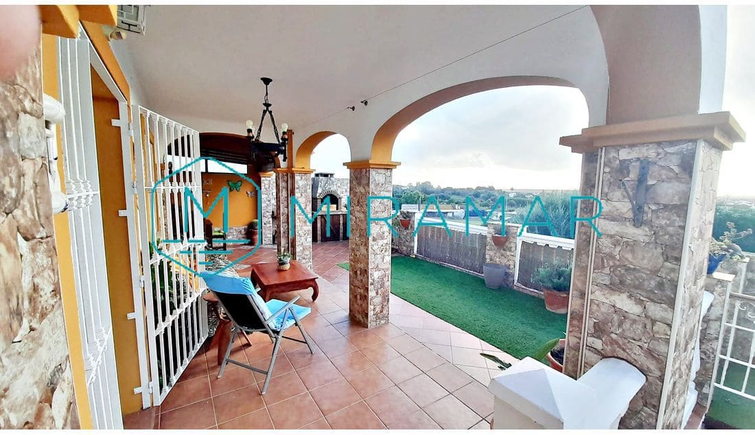 6 soverom Villa til salgs i Ayamonte - € 365 000 (Ref: 9385970)