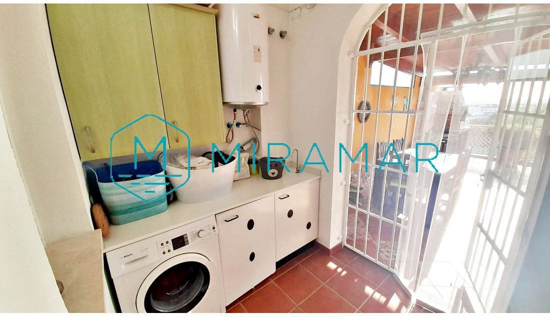 6 soverom Villa til salgs i Ayamonte - € 365 000 (Ref: 9385970)