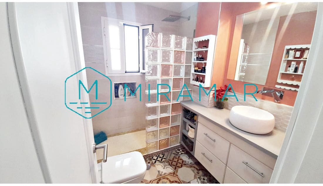 6 soverom Villa til salgs i Ayamonte - € 365 000 (Ref: 9385970)