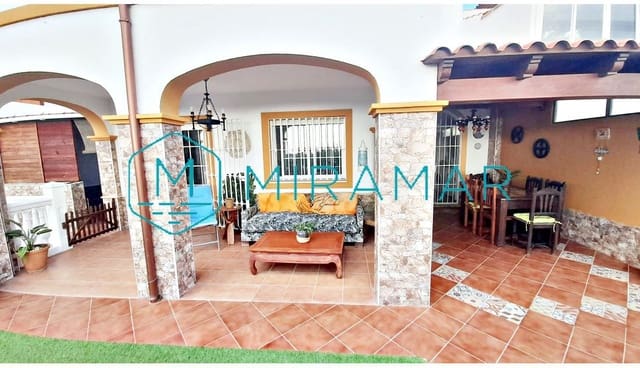 6 sovrum Villa till salu i Ayamonte - 365 000 € (Ref: 9385970)