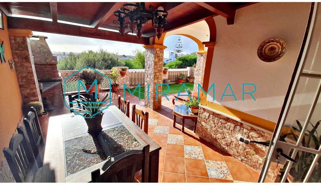 6 soverom Villa til salgs i Ayamonte - € 365 000 (Ref: 9385970)