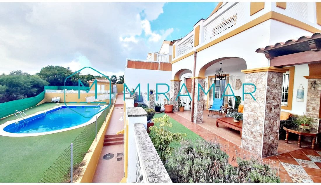 6 soverom Villa til salgs i Ayamonte - € 365 000 (Ref: 9385970)