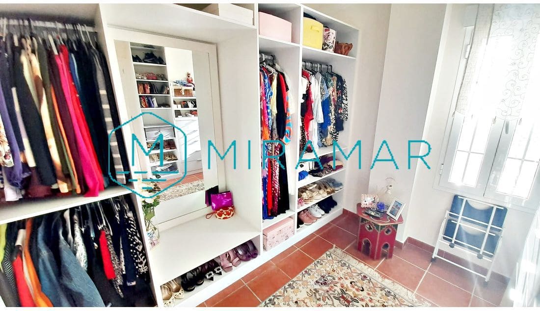 6 soverom Villa til salgs i Ayamonte - € 365 000 (Ref: 9385970)