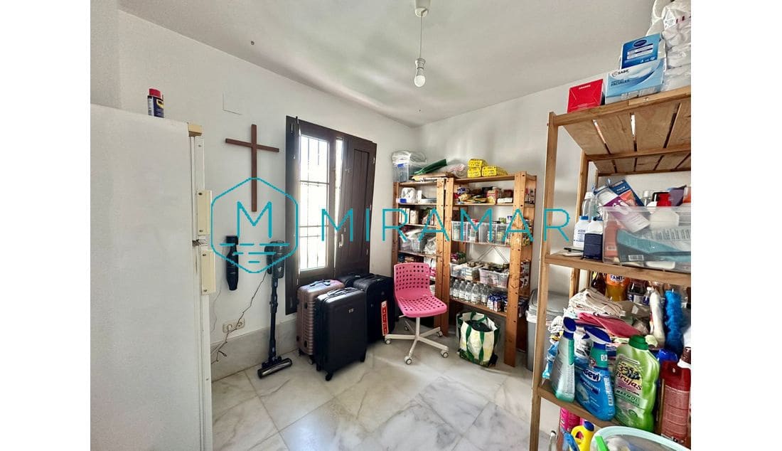 5 bedroom Villa for sale in La Antilla - € 772,500 (Ref: 9390838)