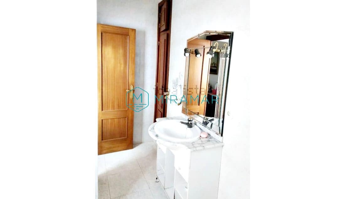 Maison de Ville à vendre à Lepe - 139 500 € (Ref: 9390841)