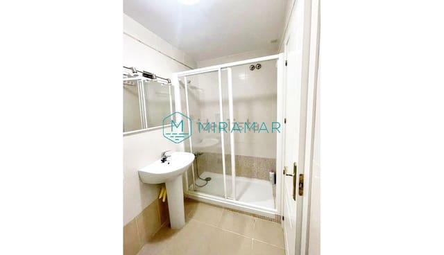 1 slaapkamer Appartement te koop in La Antilla, Lepe met garage - € 205.000 (Ref: 9396549)