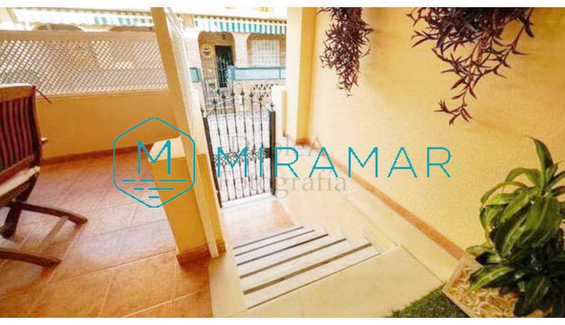 4 camera da letto Villetta a Schiera in vendita in La Antilla con garage - 330.000 € (Rif: 9452753)