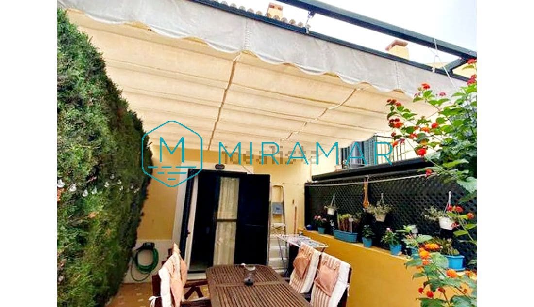 2 bedroom Terraced Villa for sale in Lepe with garage - € 201,500 (Ref: 9494359)