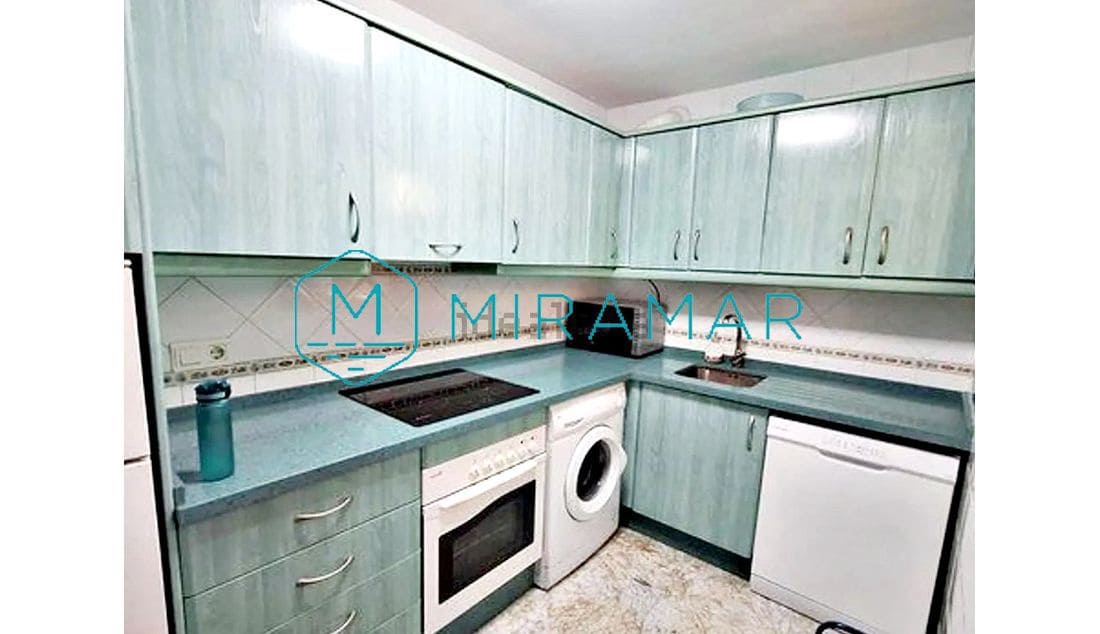 2 bedroom Terraced Villa for sale in Lepe with garage - € 201,500 (Ref: 9494359)