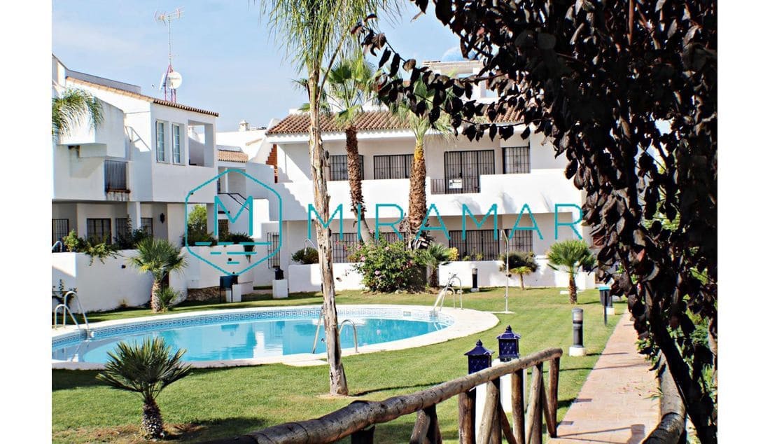 2 bedroom Apartment for sale in Lepe with garage - € 238,900 (Ref: 9497168)