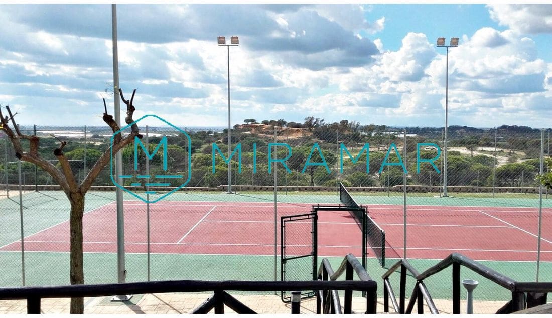 2 bedroom Apartment for sale in Lepe with garage - € 238,900 (Ref: 9497168)