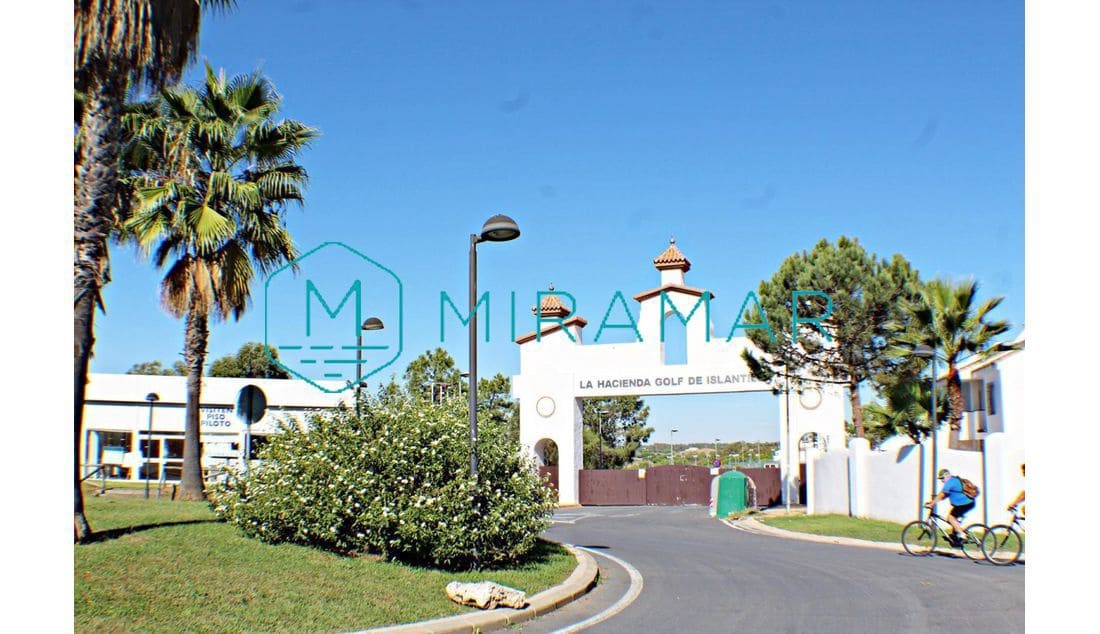 2 bedroom Apartment for sale in Lepe with garage - € 238,900 (Ref: 9497168)