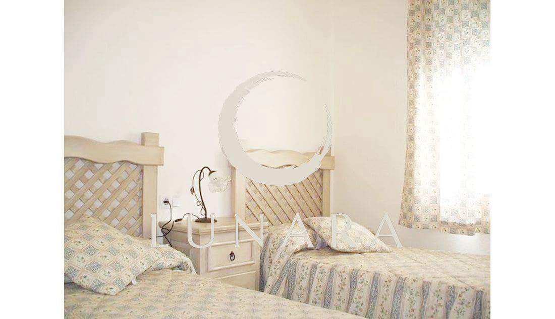 2 bedroom Apartment for sale in Lepe with garage - € 242,000 (Ref: 9497168)