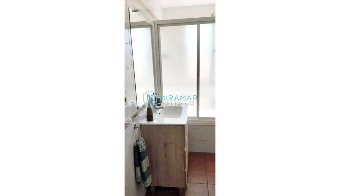 2 bedroom Apartment for sale in Lepe - € 99,500 (Ref: 9508382)