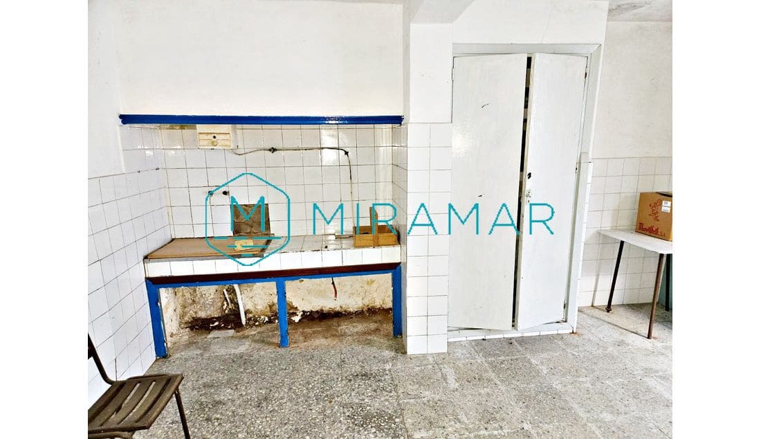 5 bedroom Townhouse for sale in Lepe - € 110,000 (Ref: 9527179)