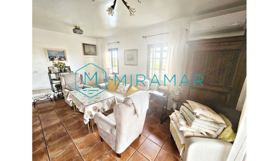 2 soveværelse Rækkehus til salg i Lepe med garage - € 218.000 (Ref: 9564309)