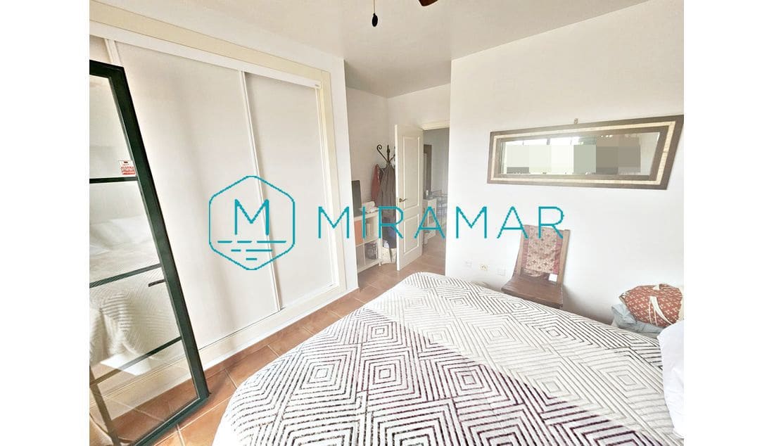 2 soveværelse Rækkehus til salg i Lepe med garage - € 218.000 (Ref: 9564309)