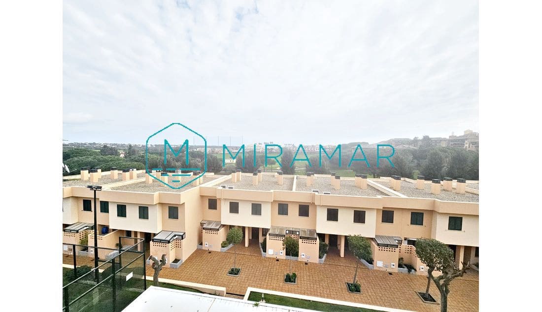 2 soveværelse Rækkehus til salg i Lepe med garage - € 218.000 (Ref: 9564309)